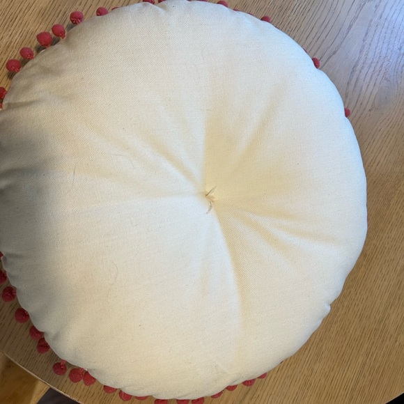 Round pillow/cushion, Pom-Pom trim, heavily embroidered bird pattern - Picture 5 of 6